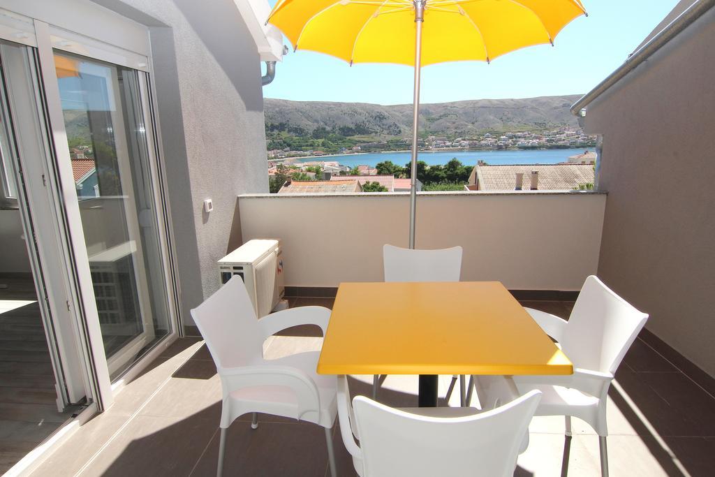 Apartment Villa Franci Паг Екстериор снимка