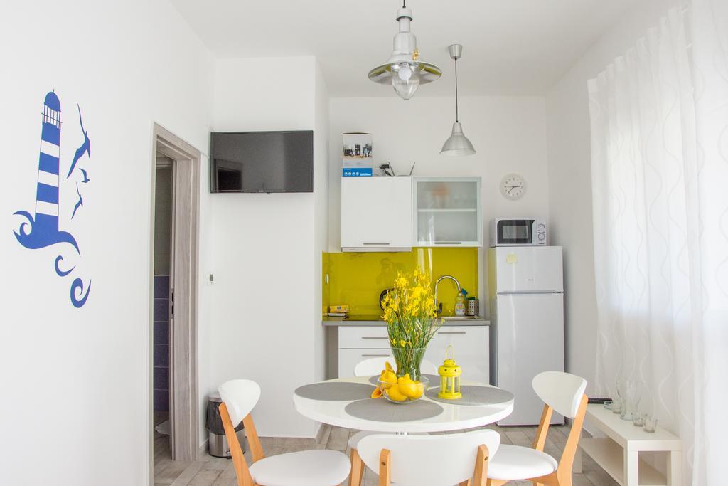 Apartment Villa Franci Паг Екстериор снимка