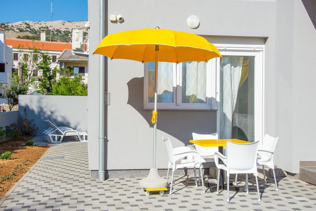 Apartment Villa Franci Паг Екстериор снимка