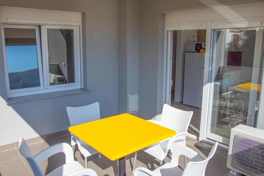 Apartment Villa Franci Паг Екстериор снимка