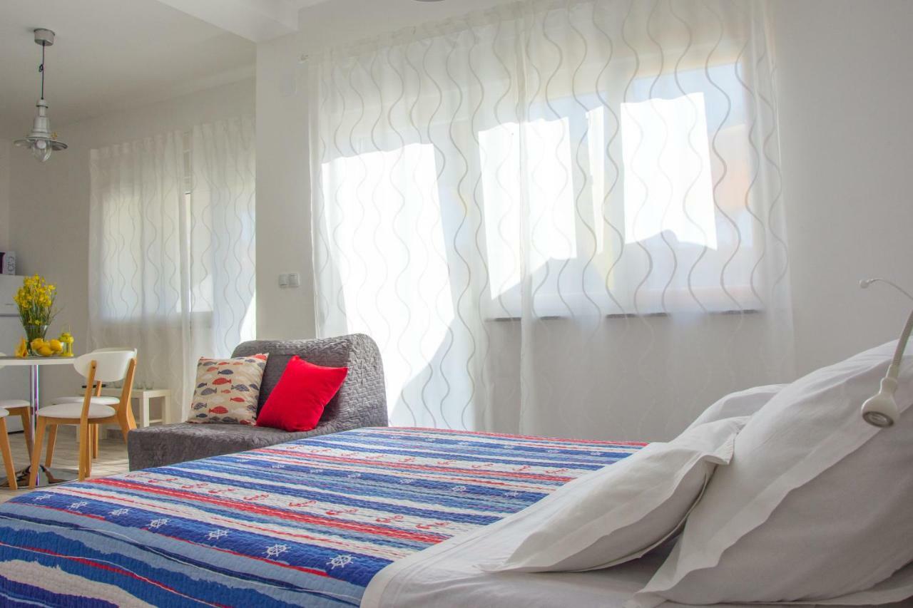 Apartment Villa Franci Паг Екстериор снимка