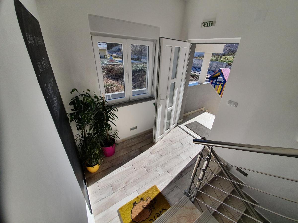 Apartment Villa Franci Паг Екстериор снимка